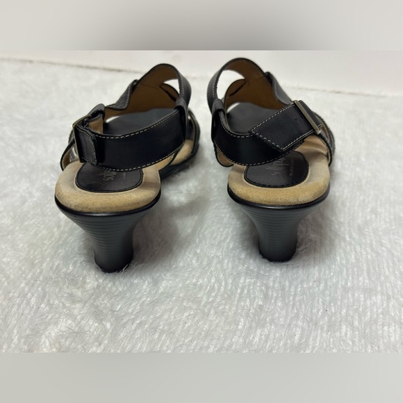Softspots Black Strappy Sandals with Ankle Strap 🖤 - Picture 4 of 7